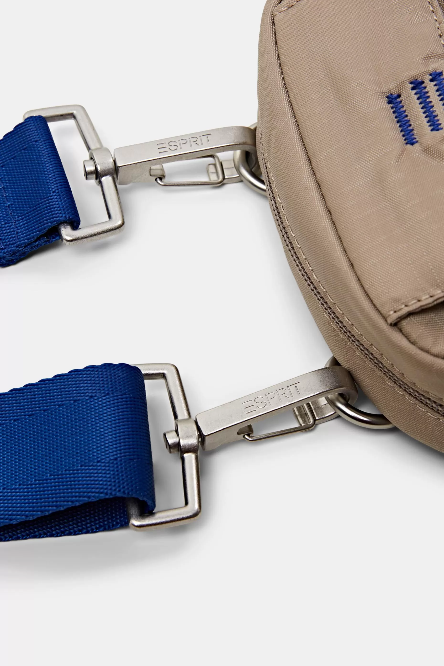 ESPRIT Ripstop Shoulder Bag at our Online Shop *Men Bags + Wallets