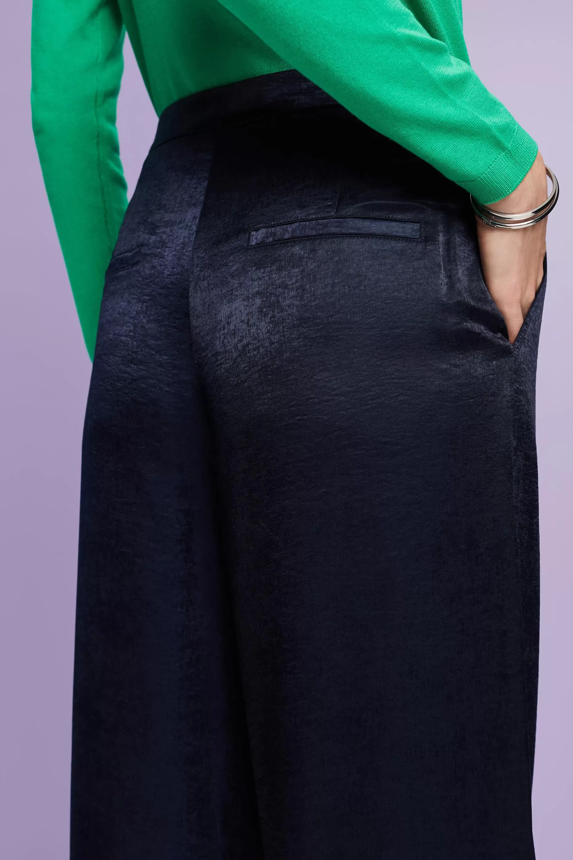 ESPRIT Sateen Wide-Leg Pants at our Online Shop *Women Pants + Joggers
