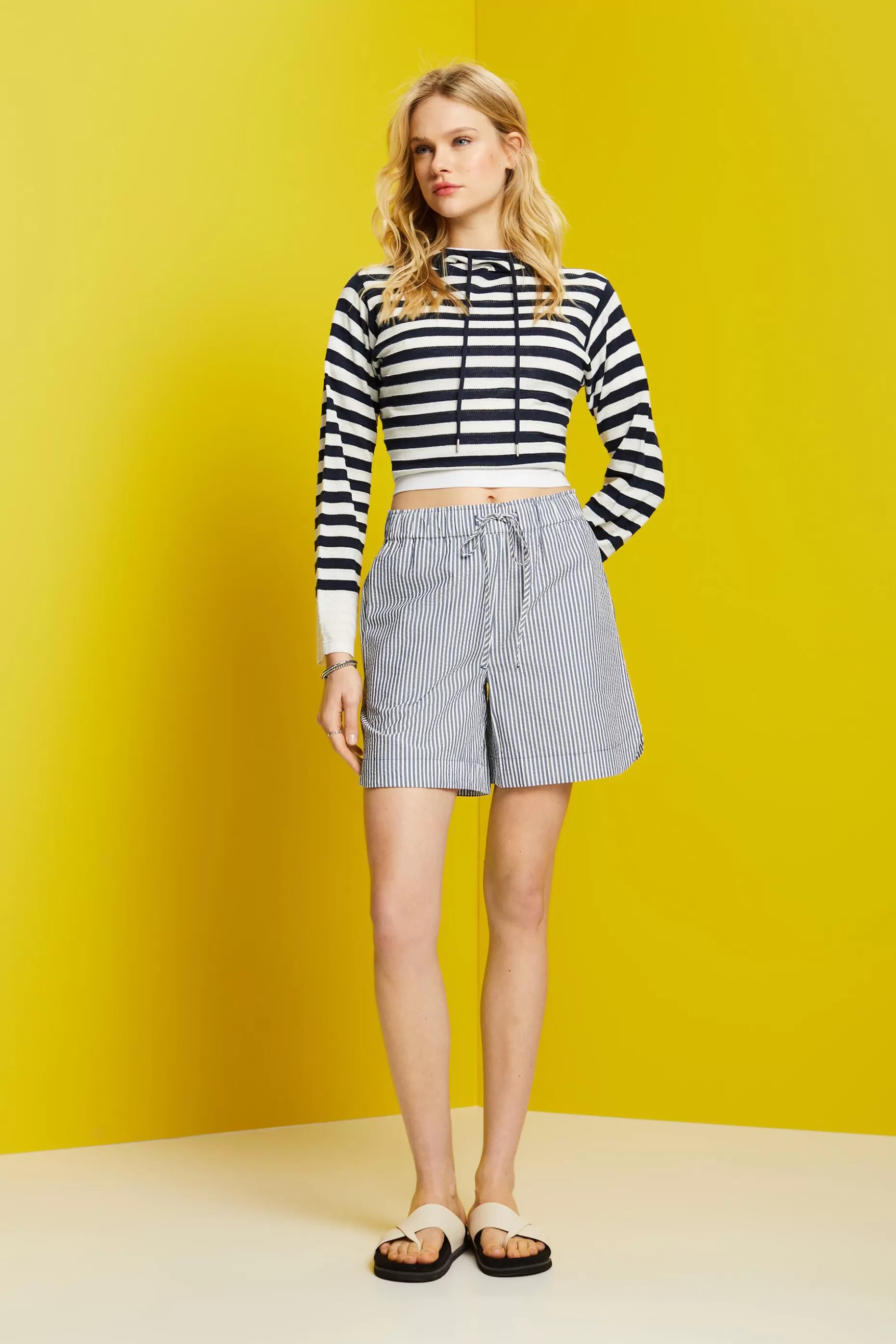 ESPRIT Seersucker shorts with stripes, 100% cotton at our Online Shop * Sale Under $30