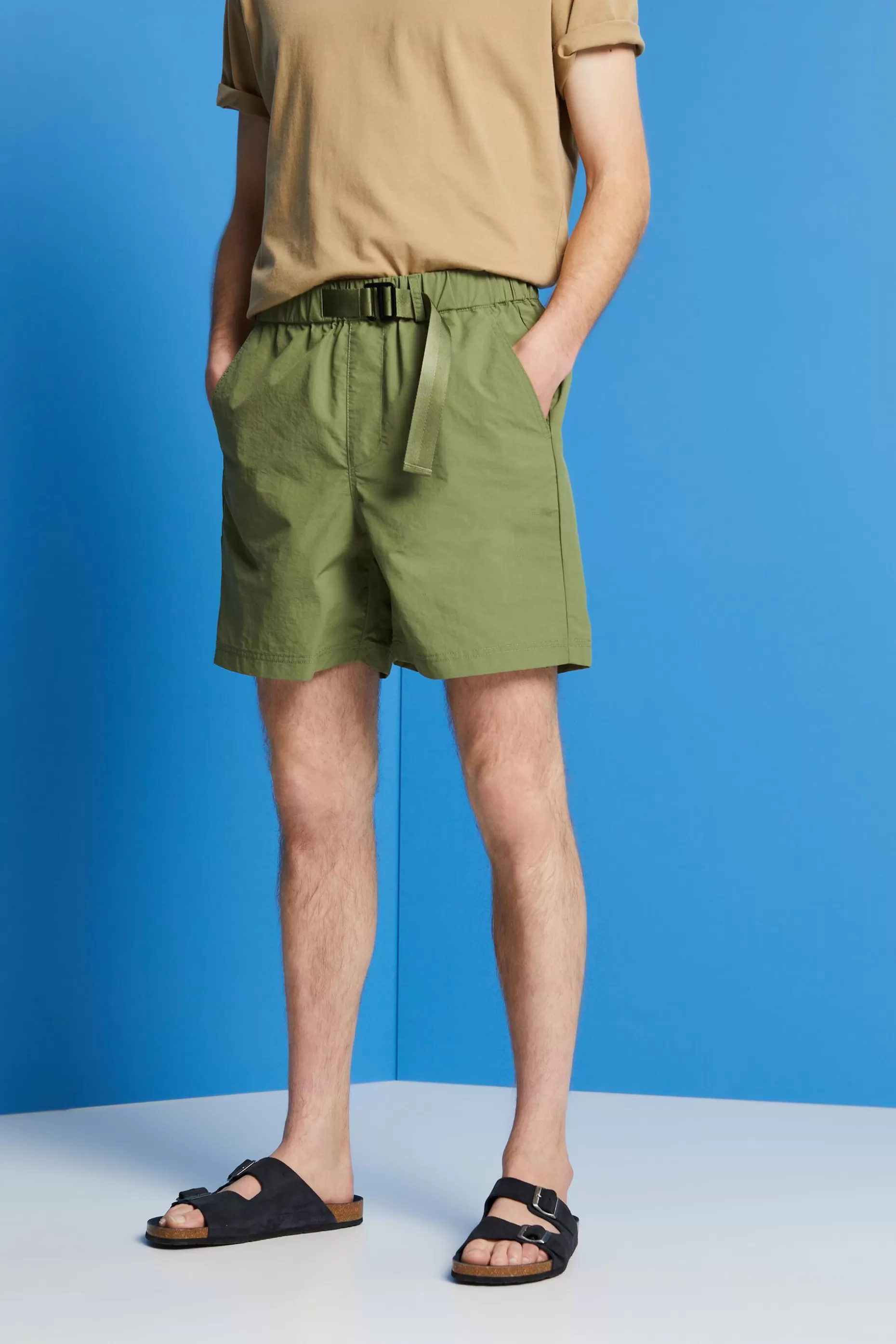 ESPRIT Shorts with integrated belt at our Online Shop *Men Bottoms