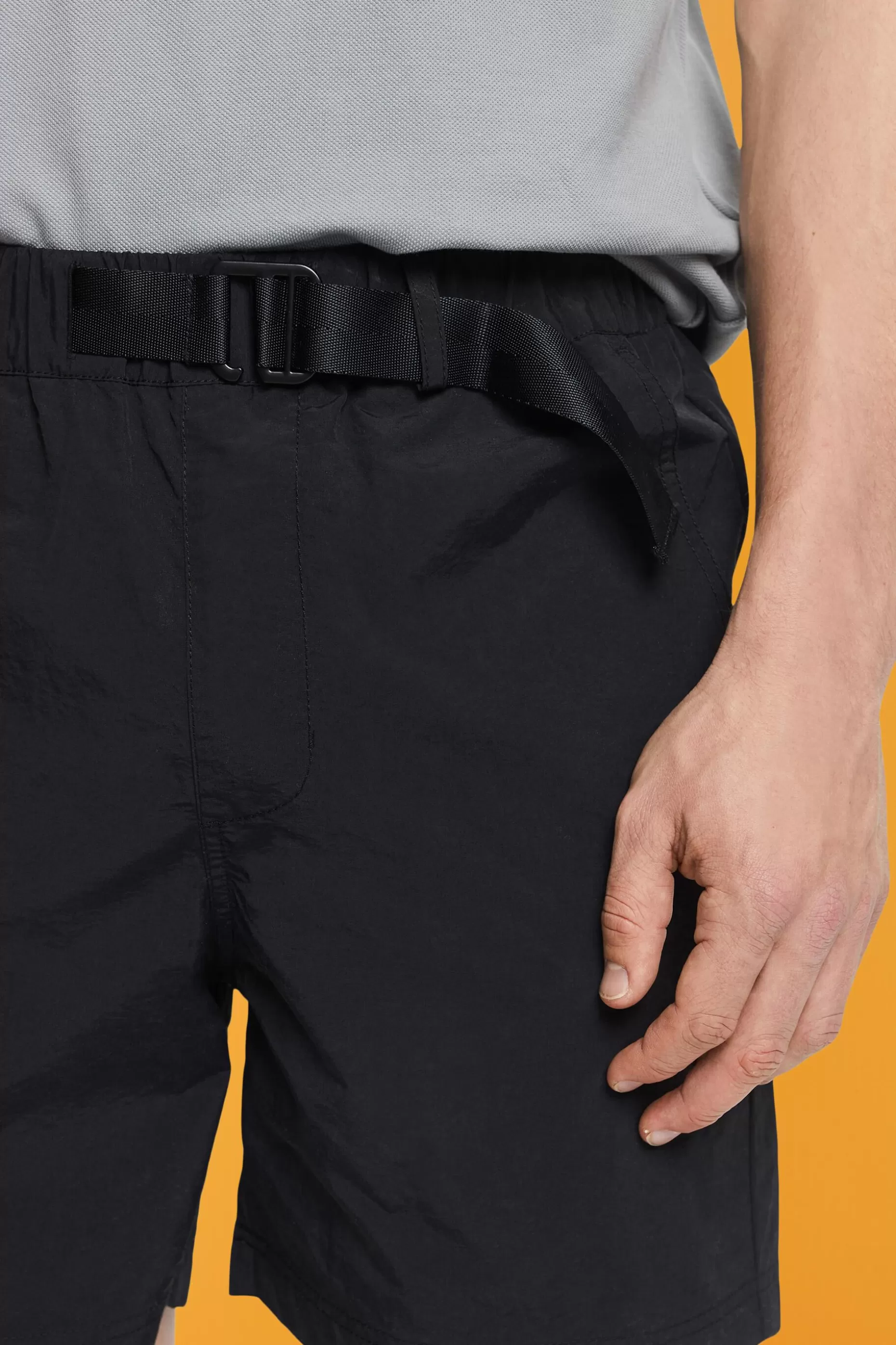 ESPRIT Shorts with integrated belt at our Online Shop *Men Shorts