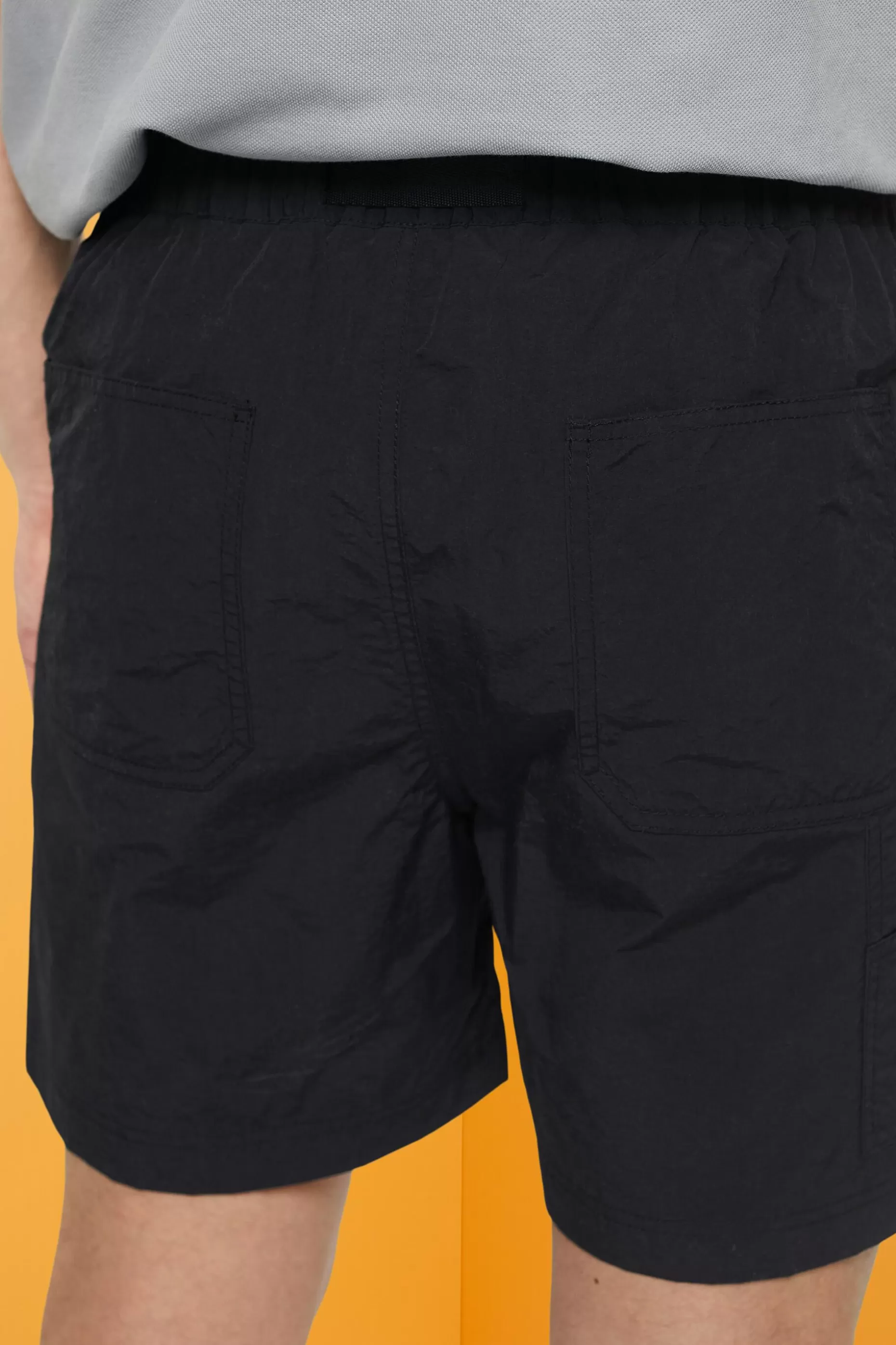 ESPRIT Shorts with integrated belt at our Online Shop *Men Shorts