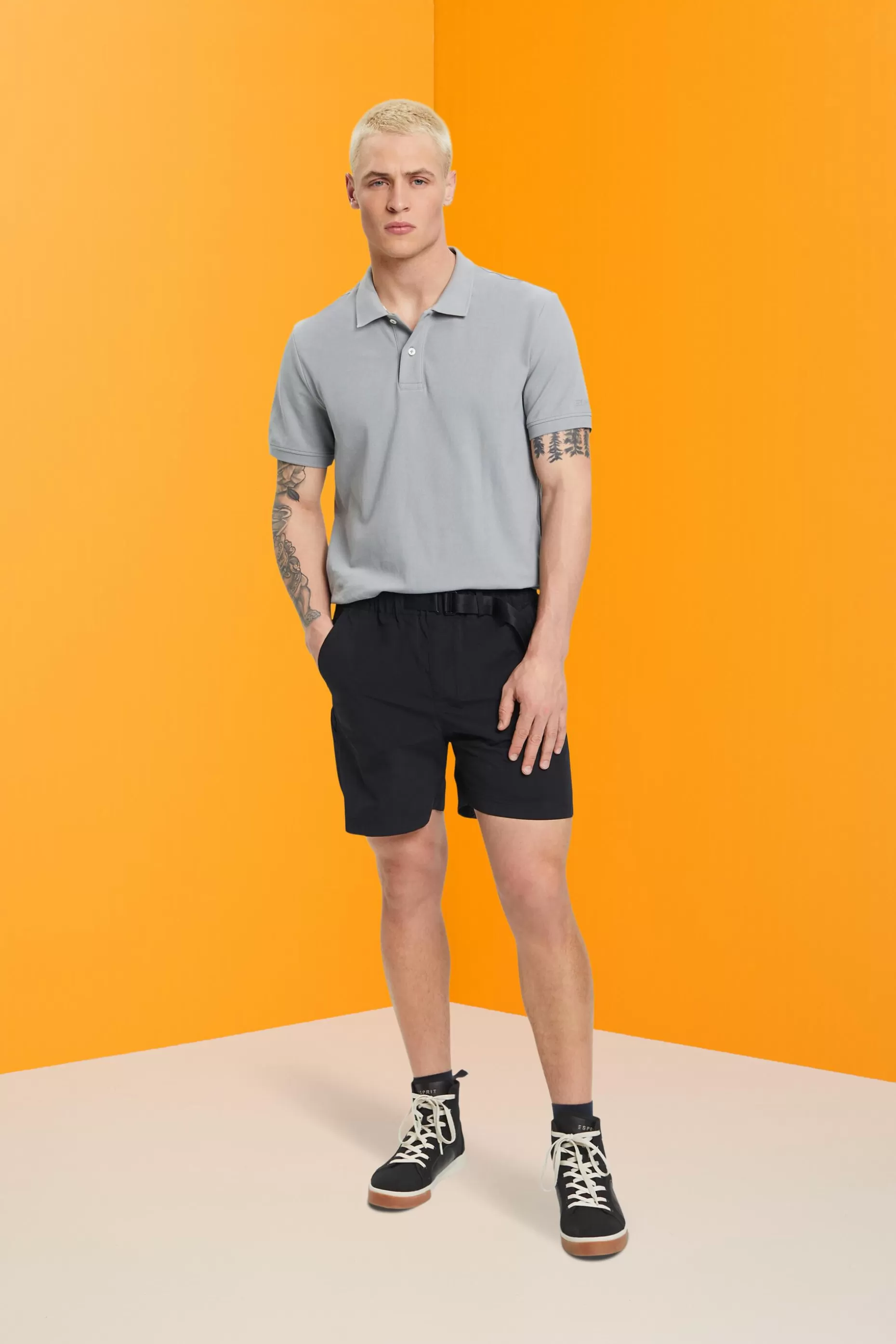 ESPRIT Shorts with integrated belt at our Online Shop *Men Shorts
