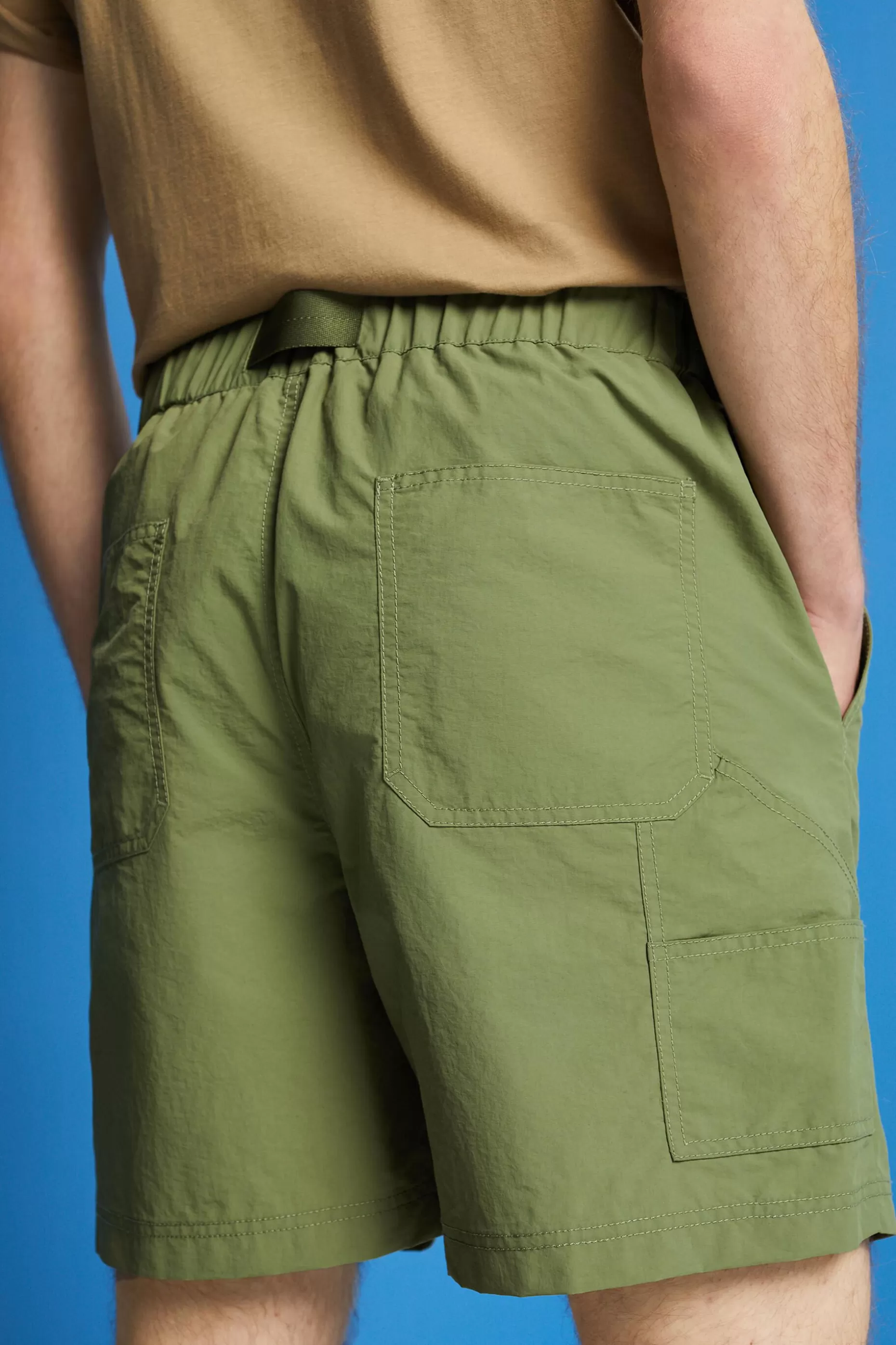 ESPRIT Shorts with integrated belt at our Online Shop *Men Shorts