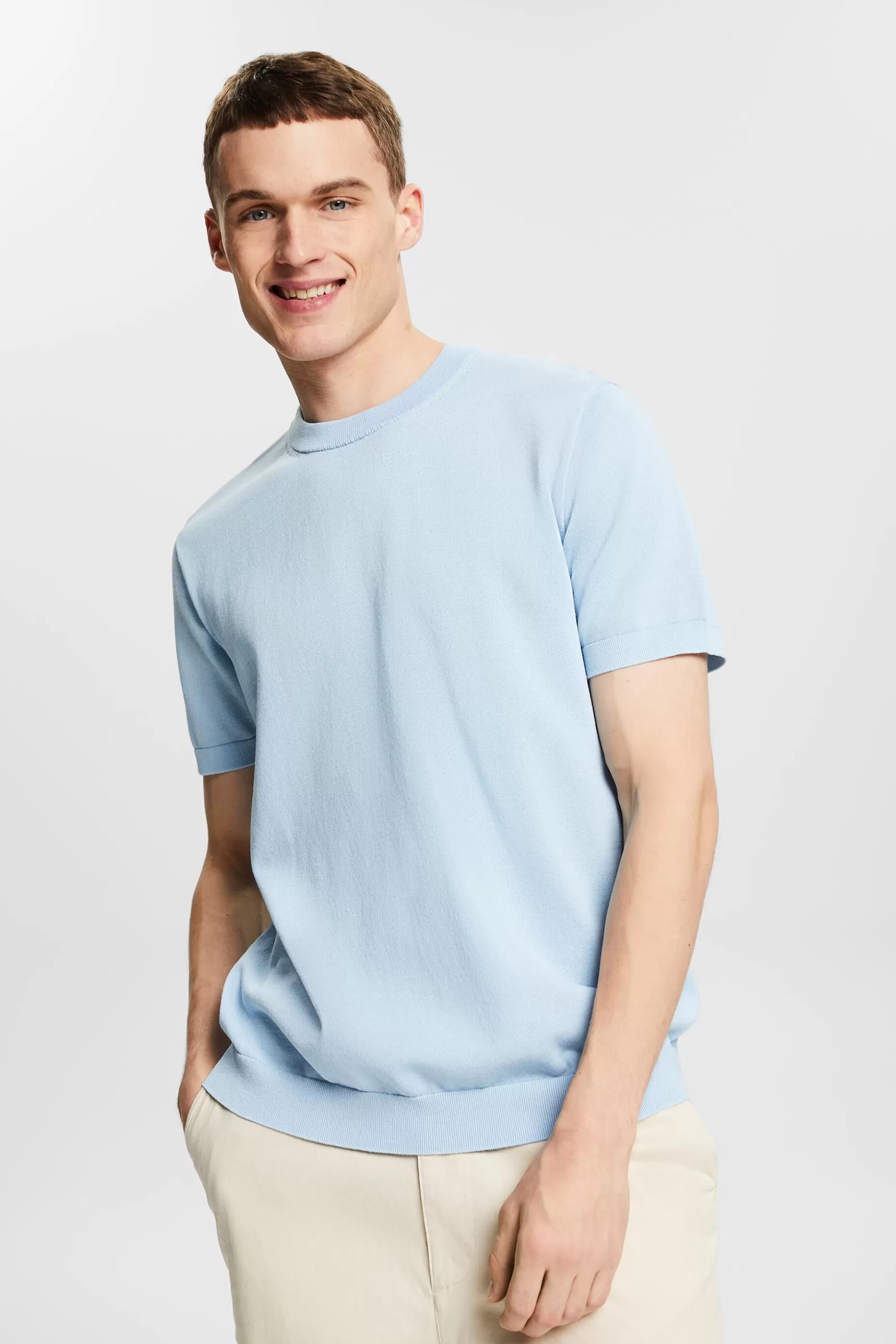 ESPRIT Short-Sleeve Sweater at our Online Shop *Men The Pastel Edit