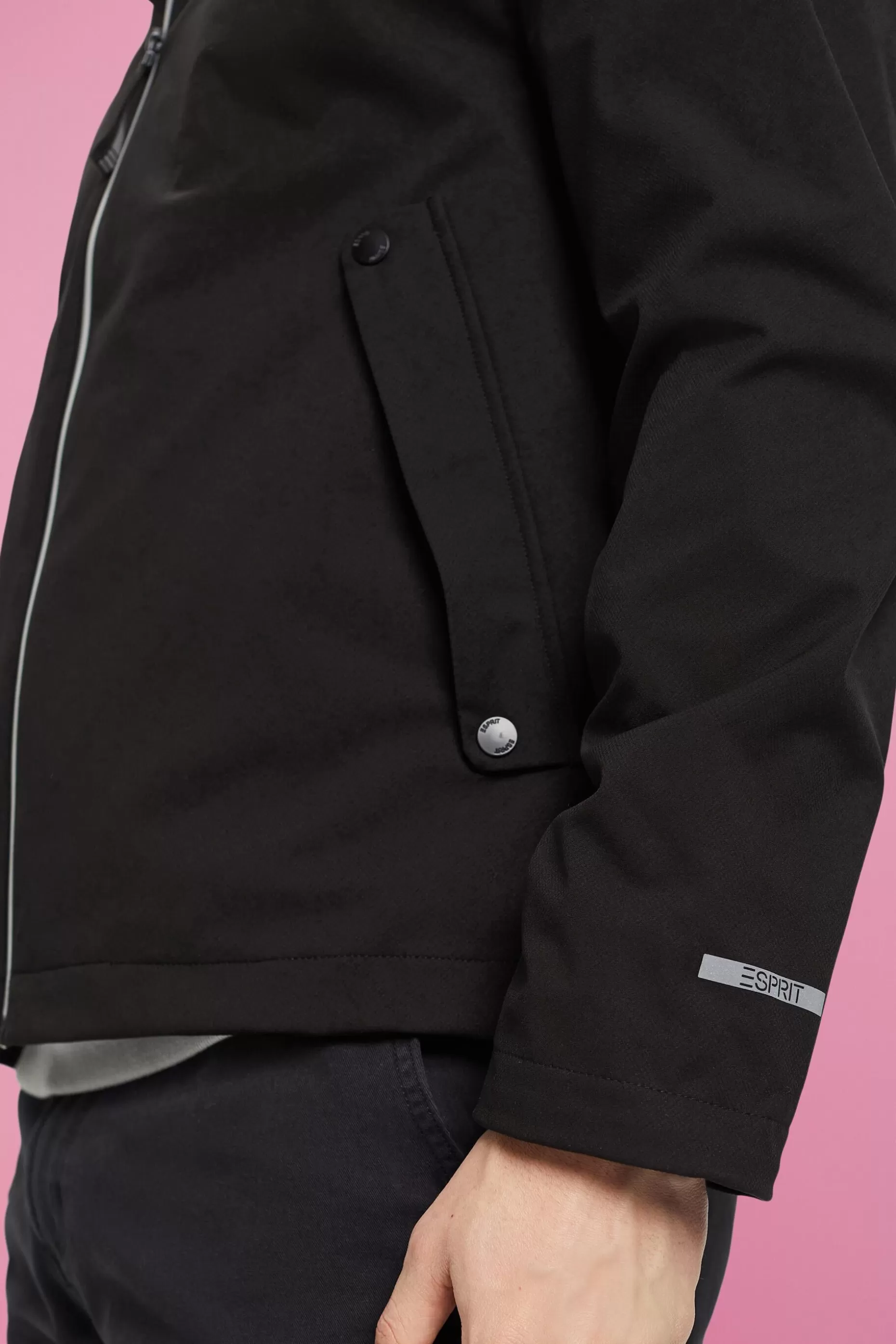 ESPRIT Softshell jacket with a hood at our Online Shop *Men Tops