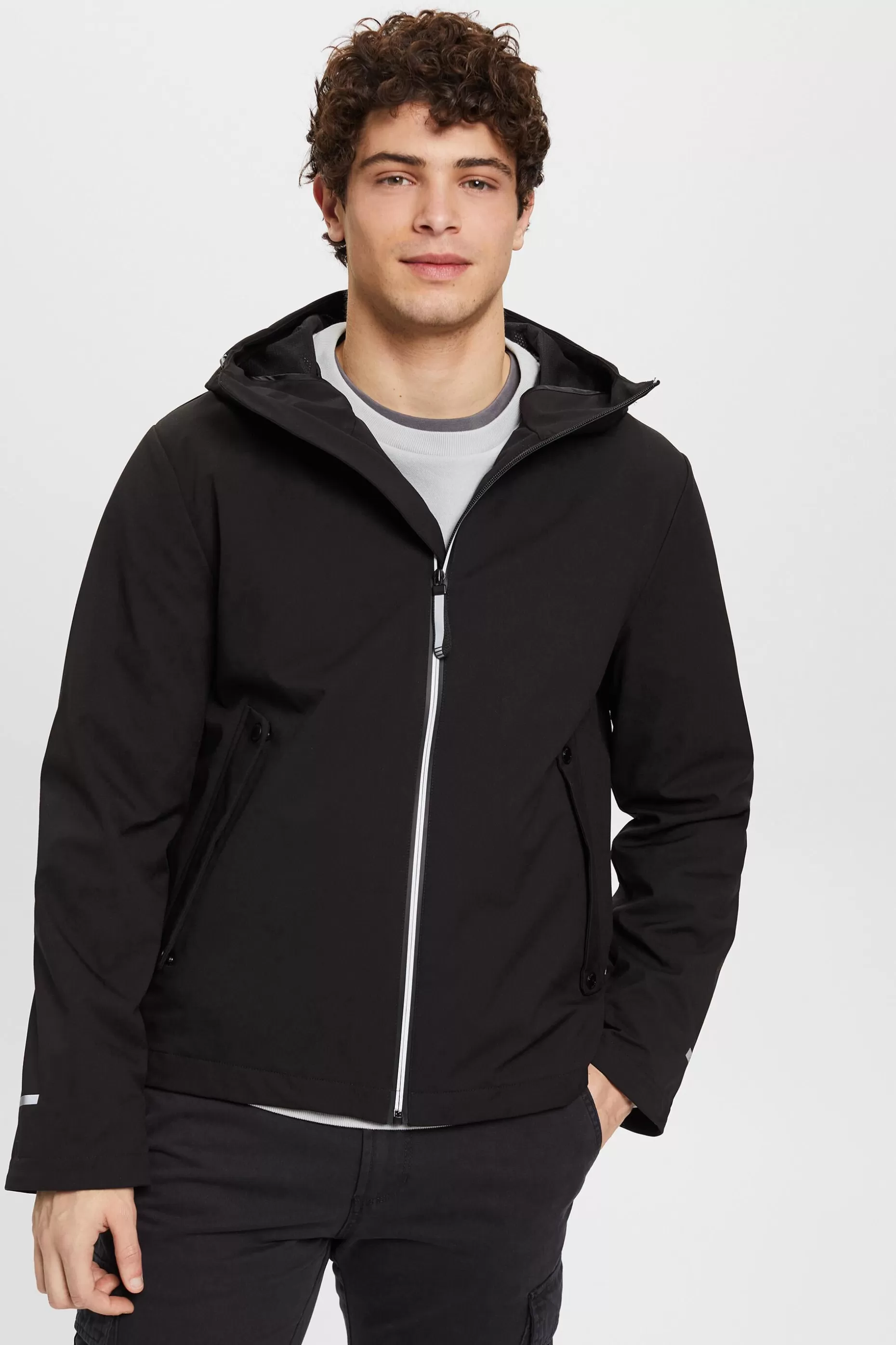 ESPRIT Softshell jacket with a hood at our Online Shop *Men Jackets + Coats