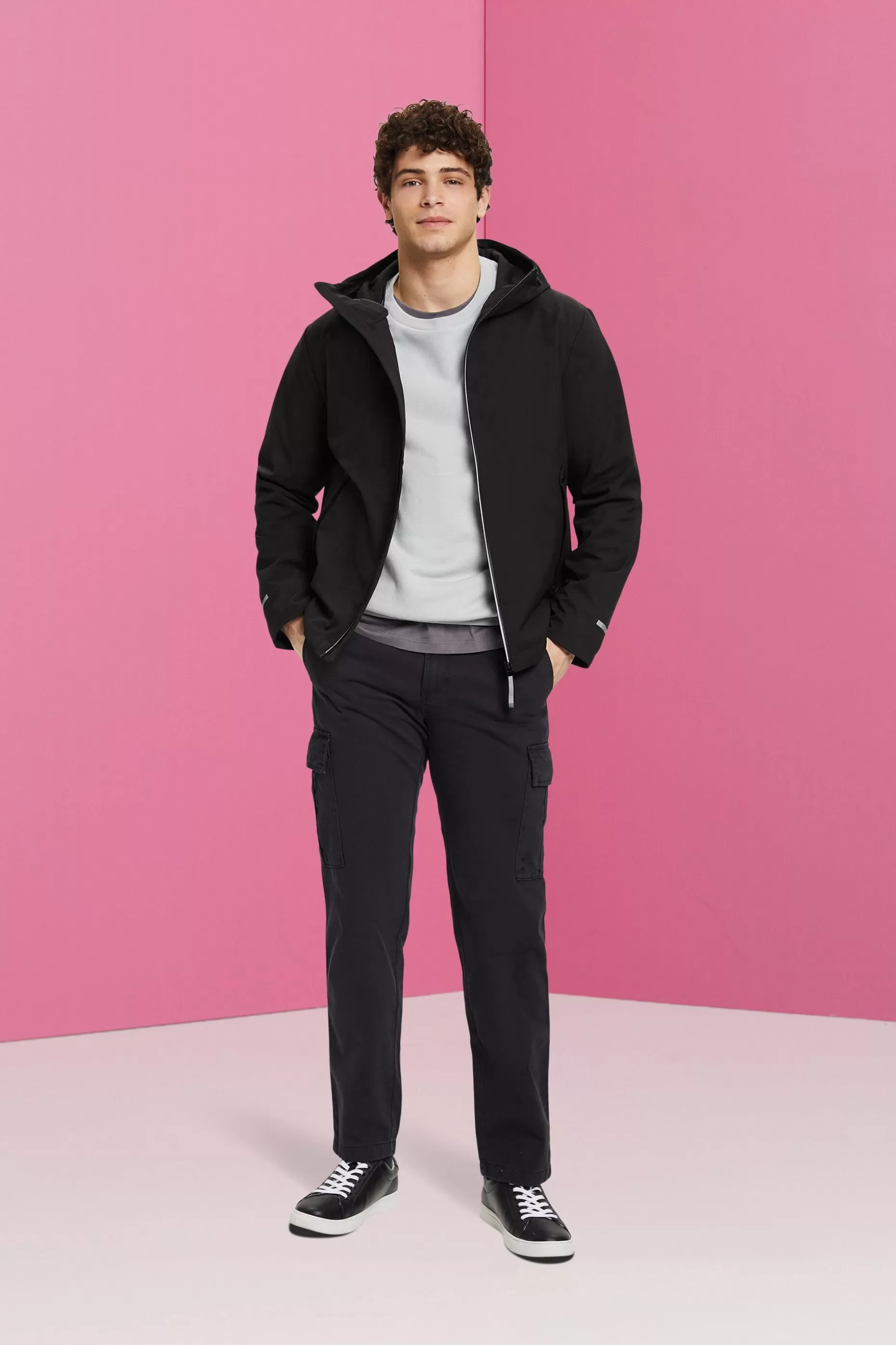 ESPRIT Softshell jacket with a hood at our Online Shop *Men Jackets + Coats