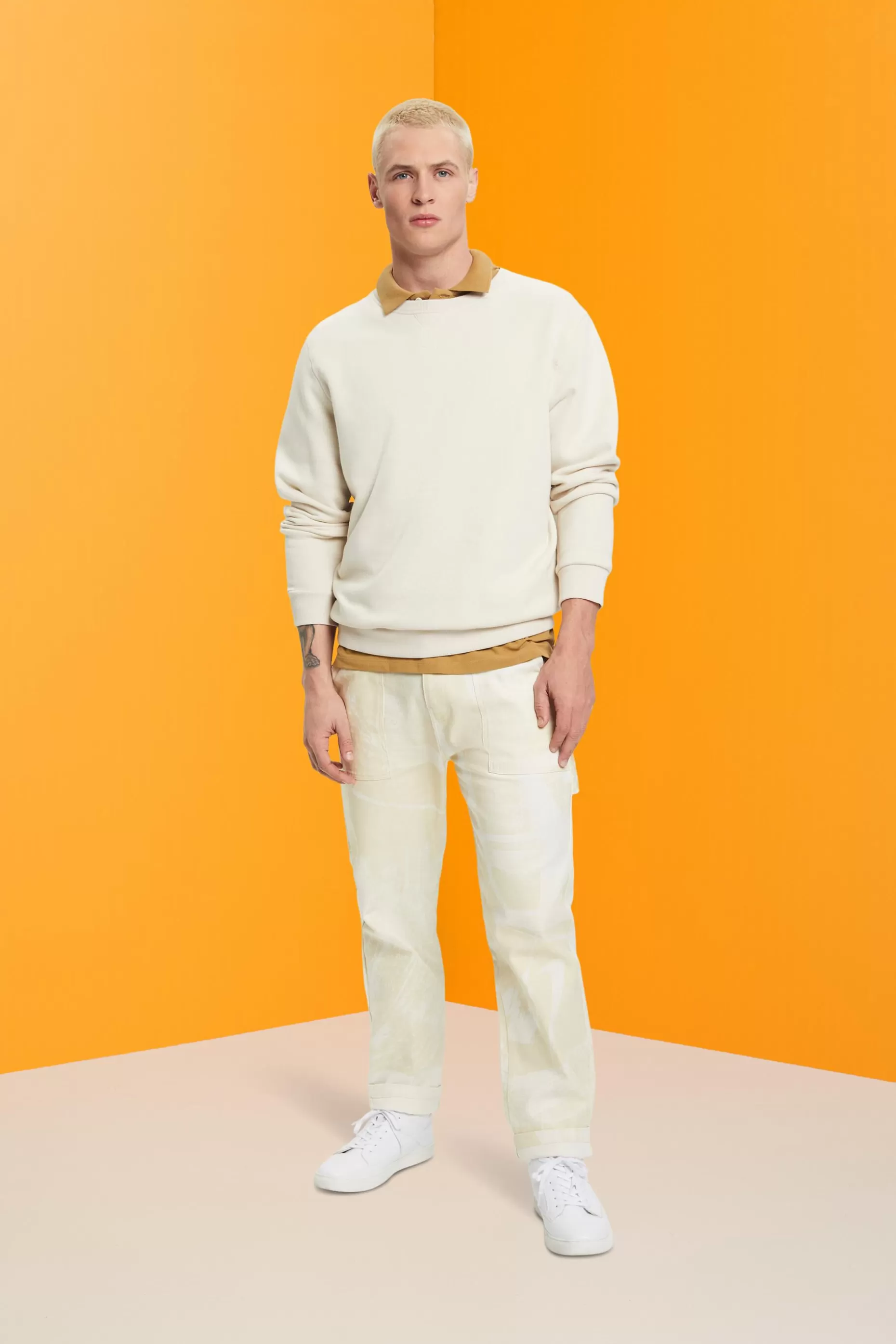ESPRIT Straight leg cargo trousers with pattern at our Online Shop *Men Pants + Joggers