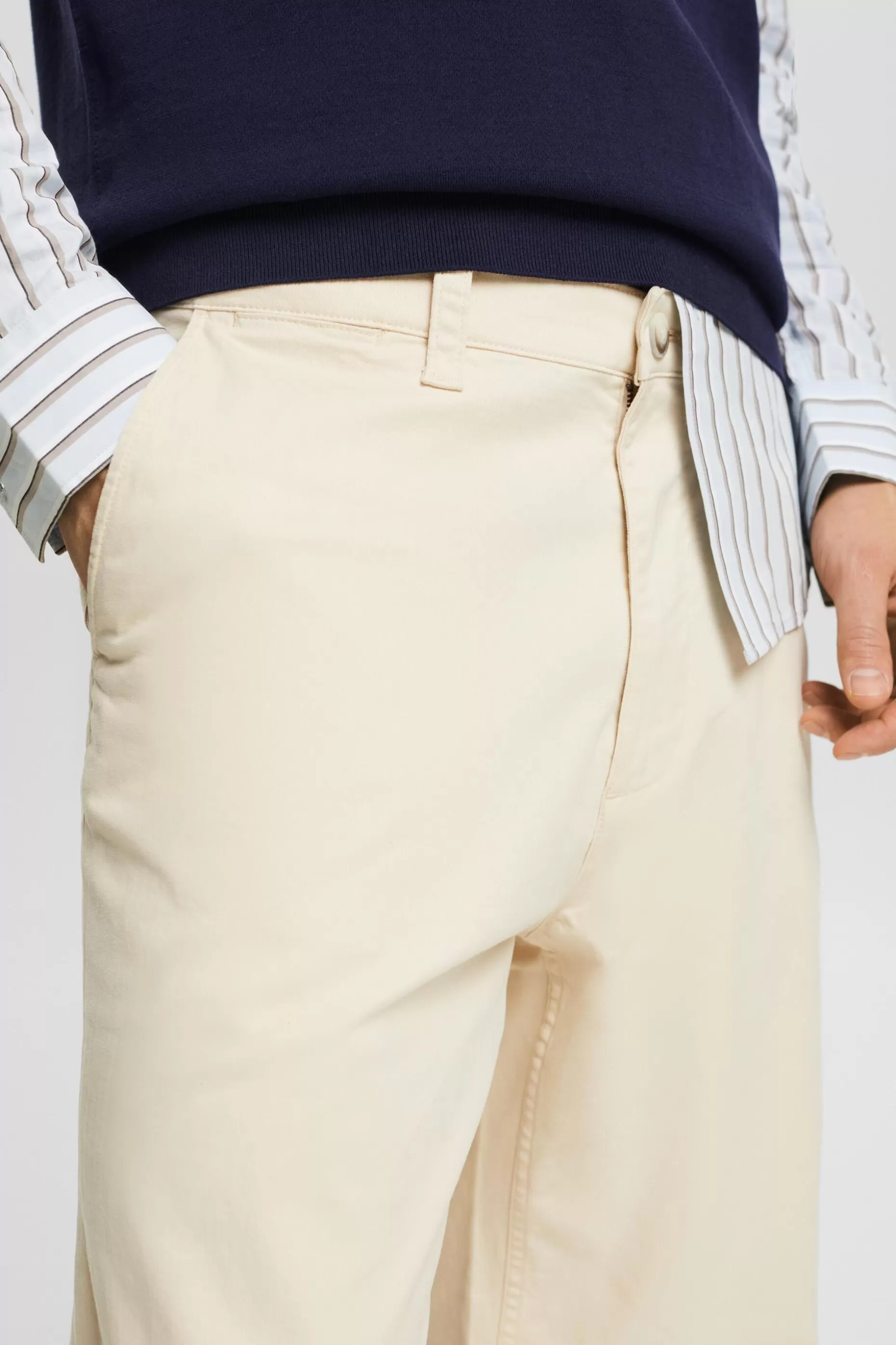 ESPRIT Straight Vintage Chinos at our Online Shop *Men The Spring Edit