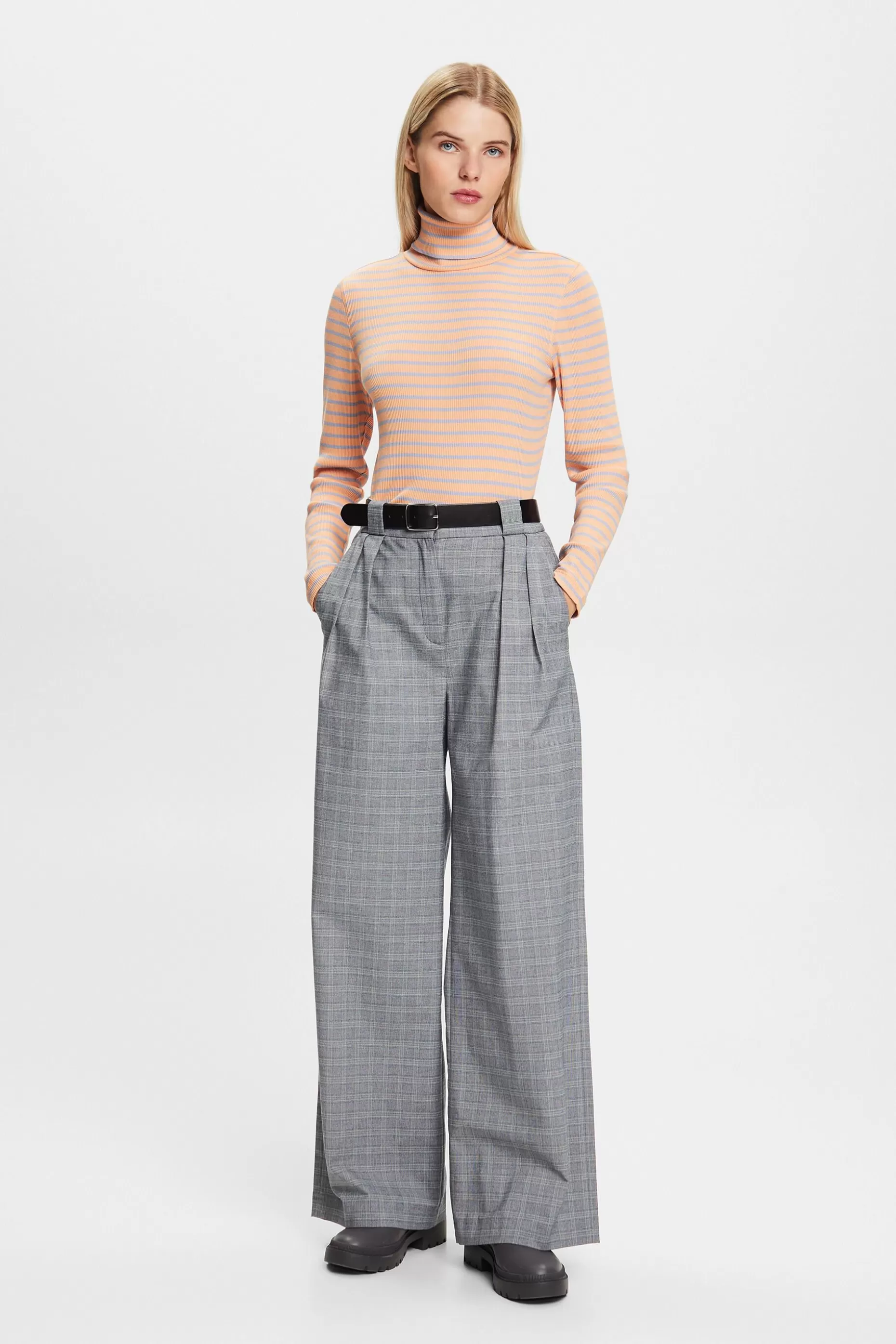 ESPRIT Striped Long-Sleeve Turtleneck at our Online Shop *Women T-Shirts + Tops