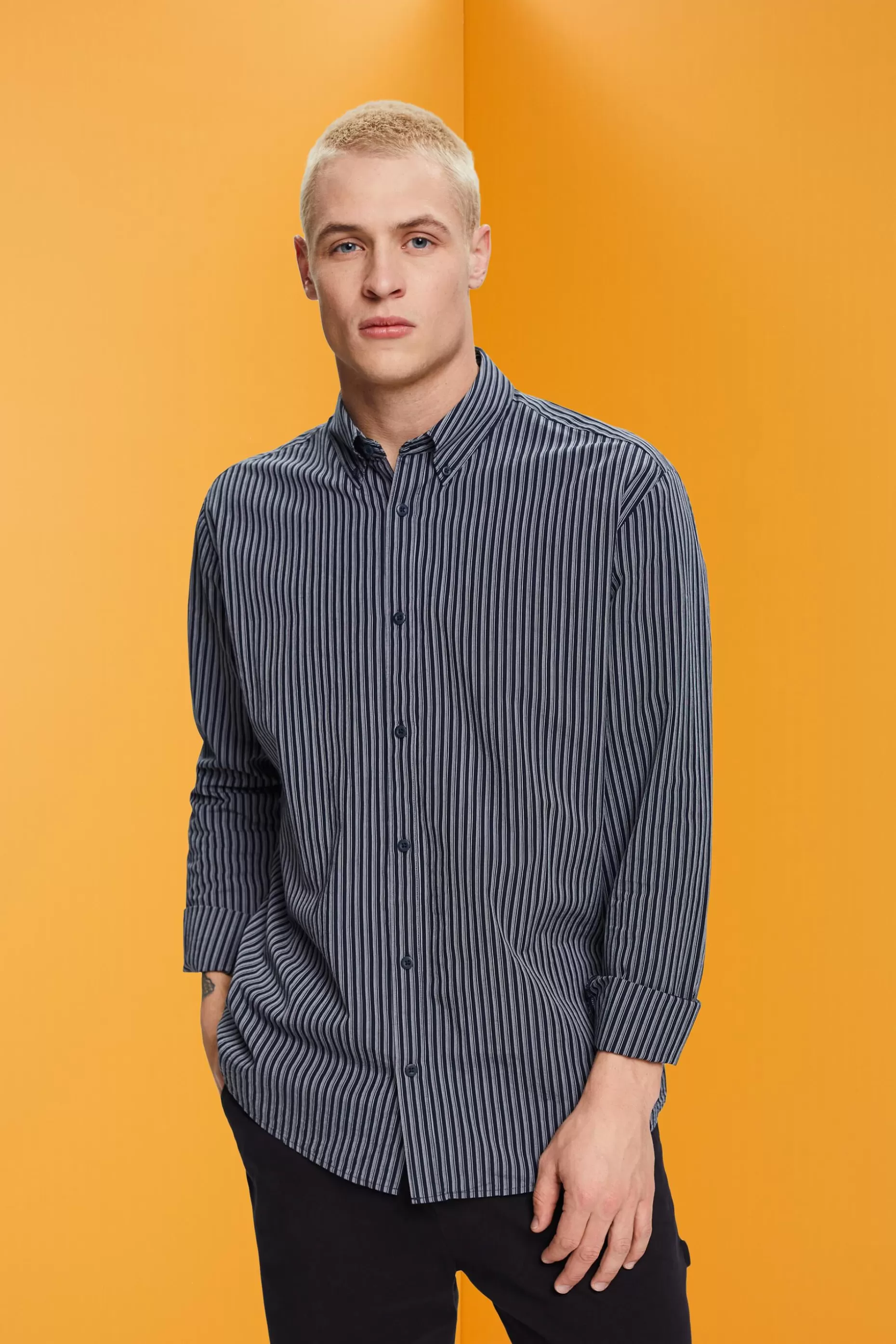 ESPRIT Striped sustainable cotton shirt at our Online Shop *Men Shirts