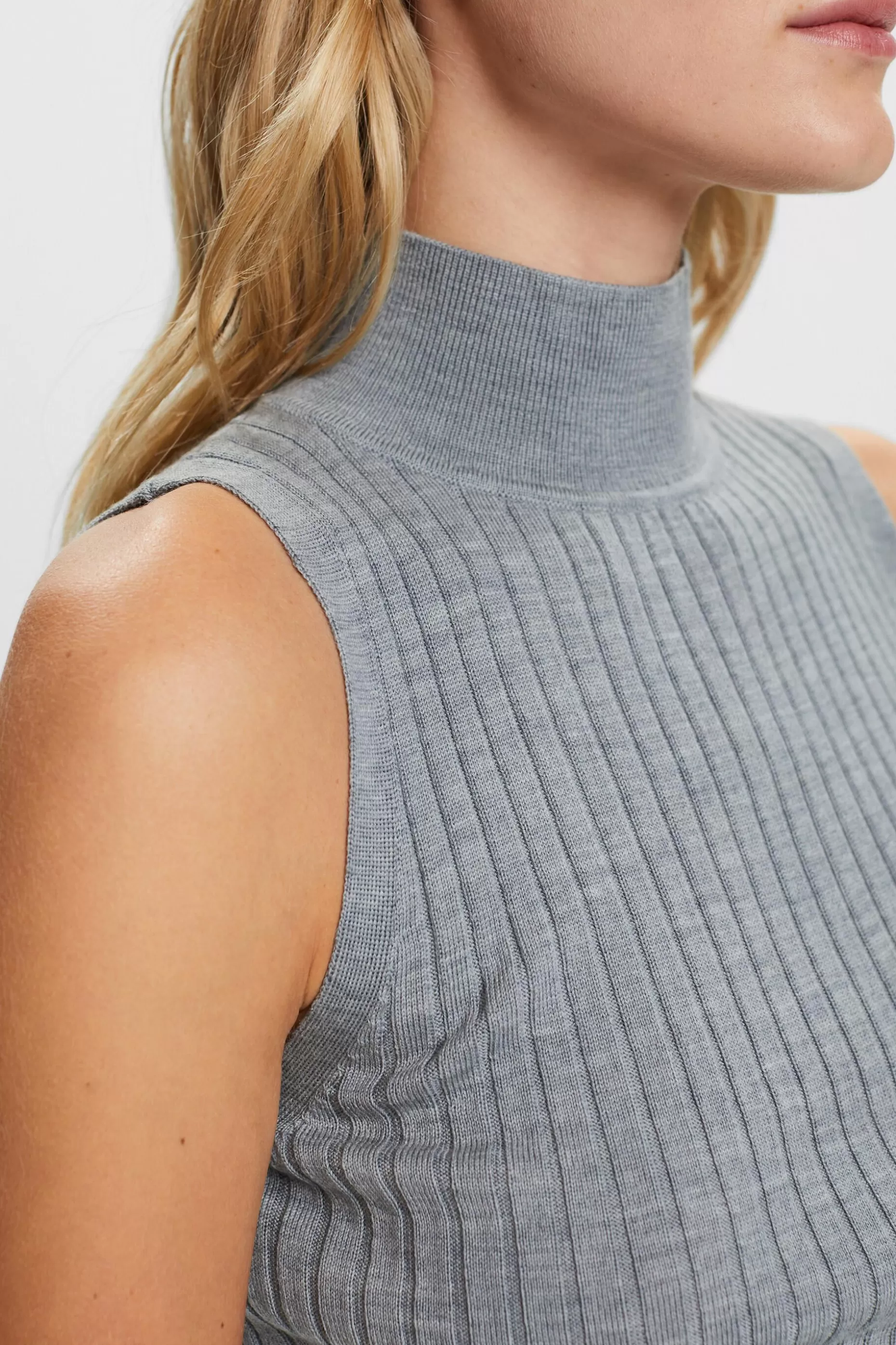 ESPRIT Super Fine Merino Wool Sleeveless Sweater at our Online Shop *Boys Boys