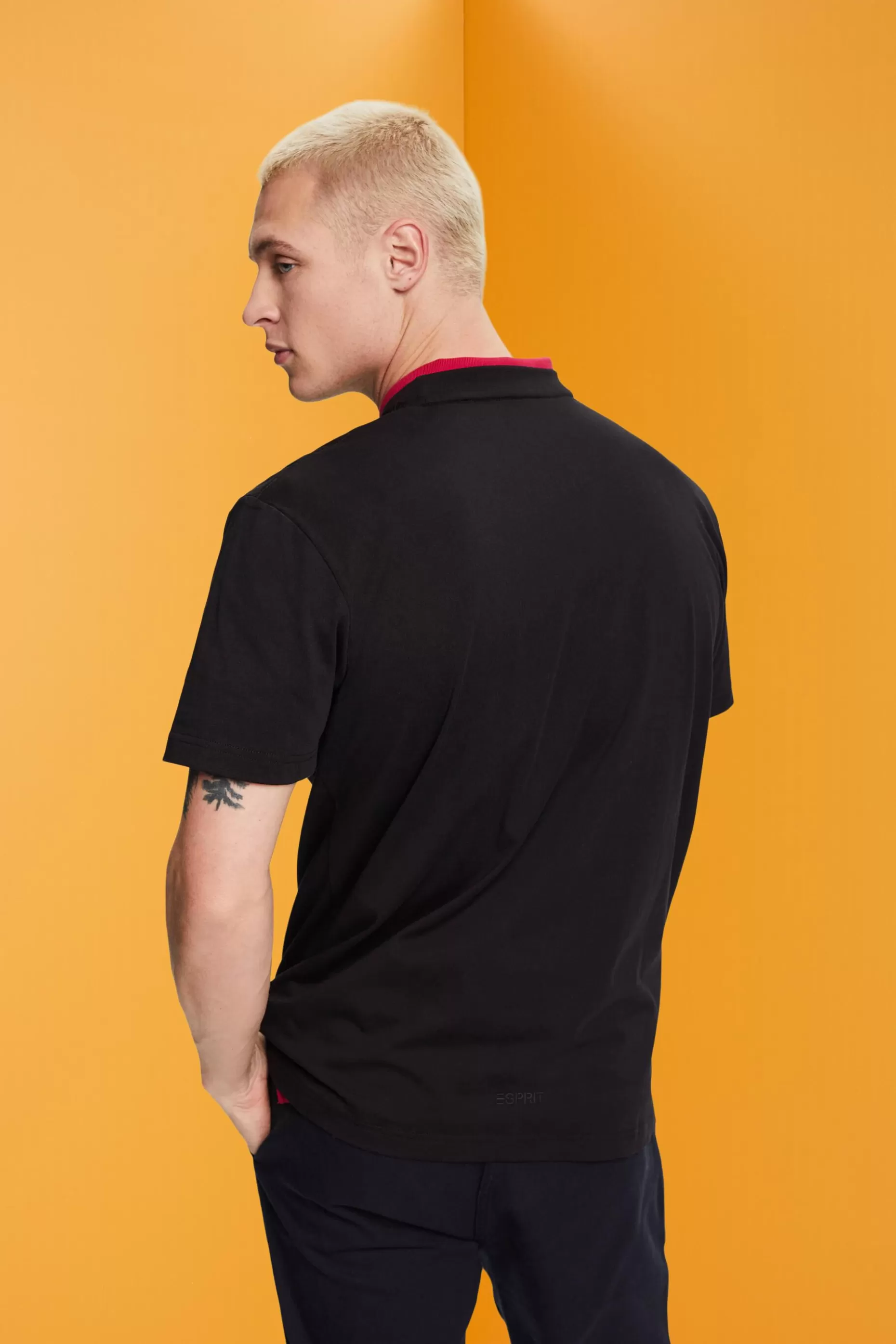 ESPRIT Sustainable cotton T-shirt with heart motif at our Online Shop * Sale Under $50
