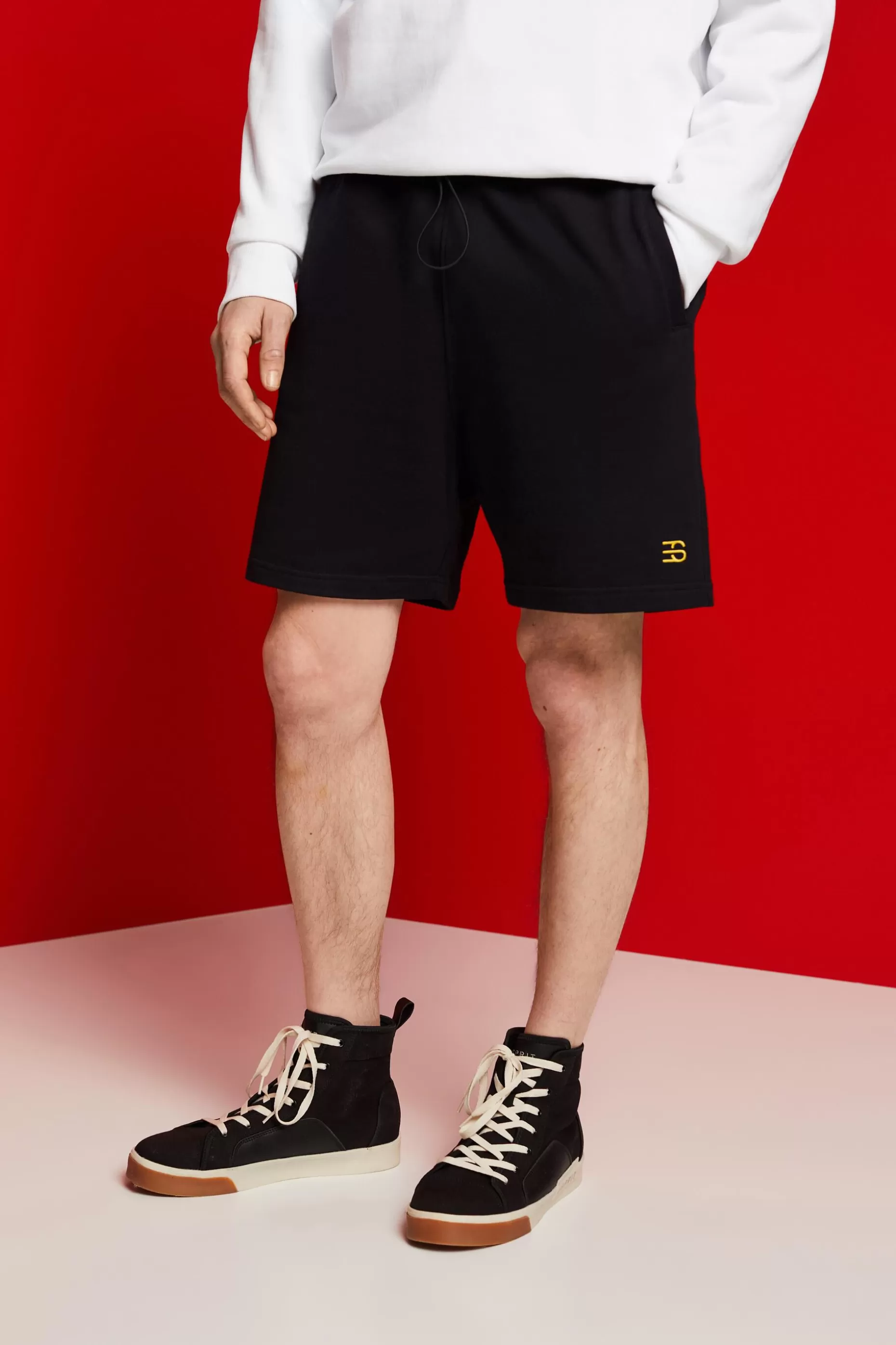 ESPRIT Sweat shorts, 100% cotton at our Online Shop *Men Shorts