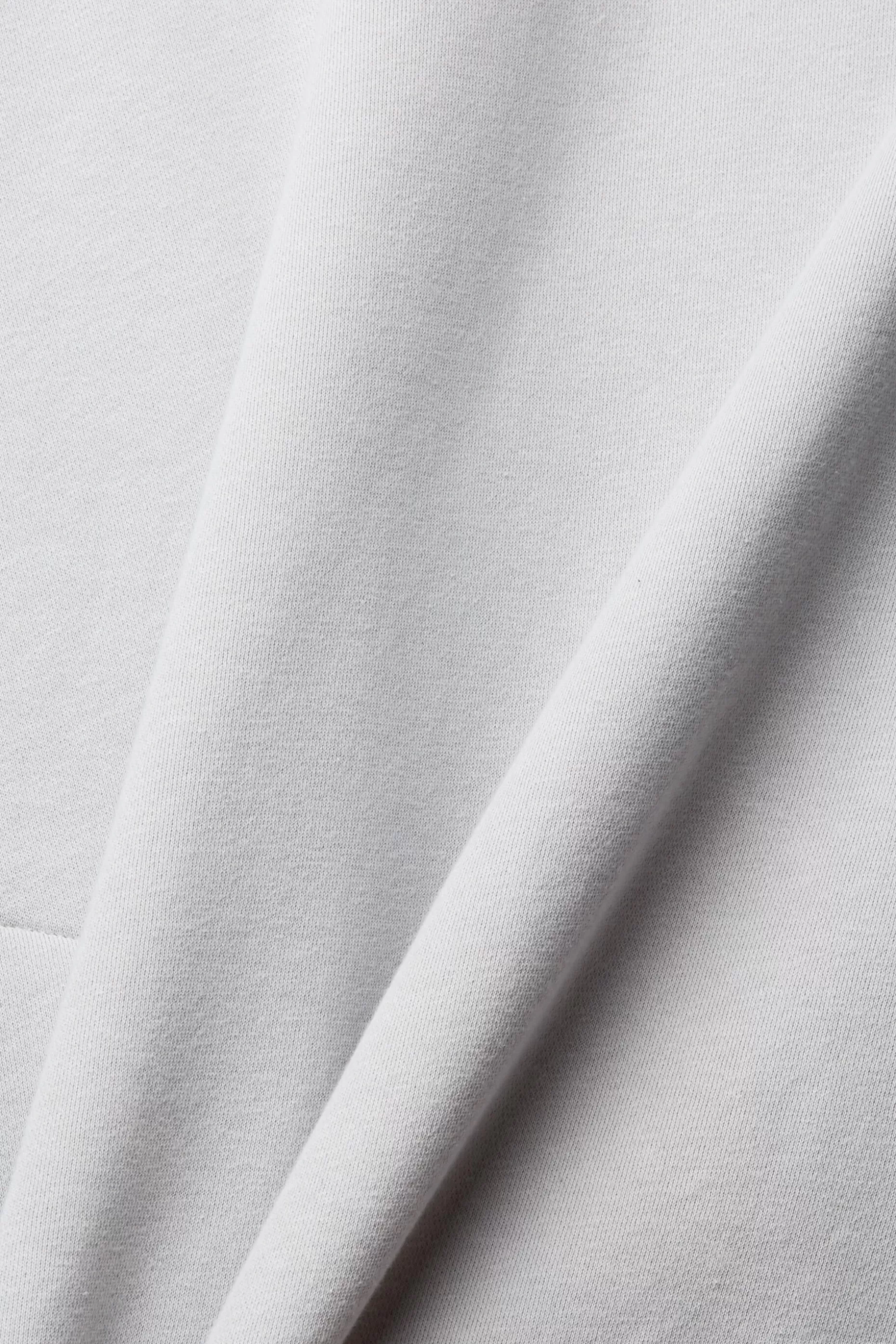 ESPRIT Sweatshirt with a zip pocket at our Online Shop *Men Tops