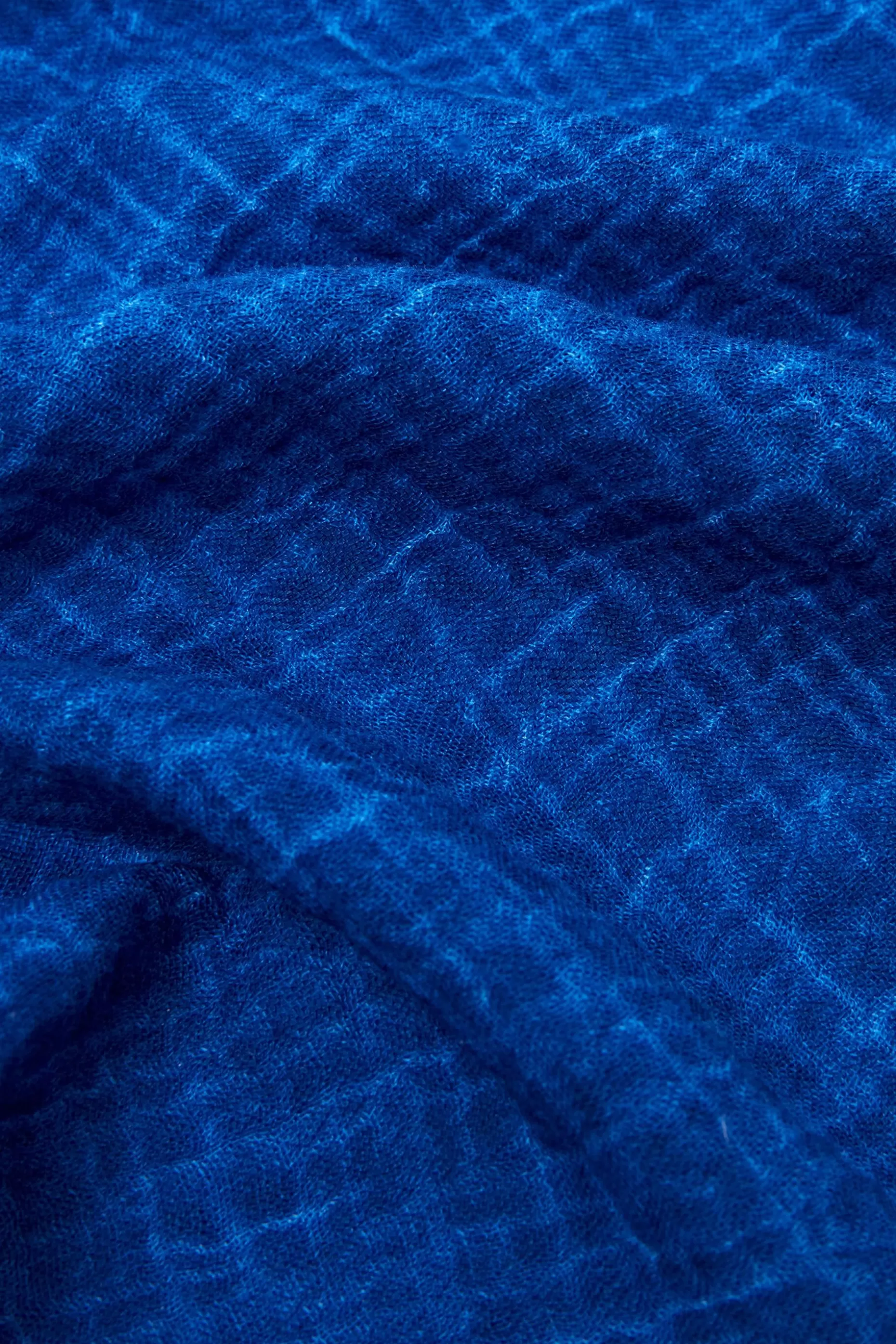 ESPRIT Textured shawl, organic cotton at our Online Shop *Women Scarves