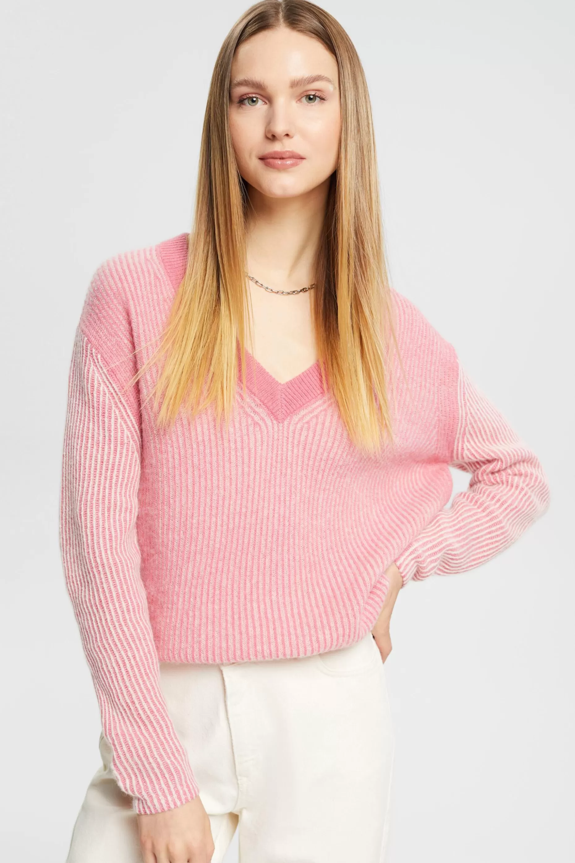 ESPRIT Two-tone jumper with alpaca at our Online Shop *Women Sweaters