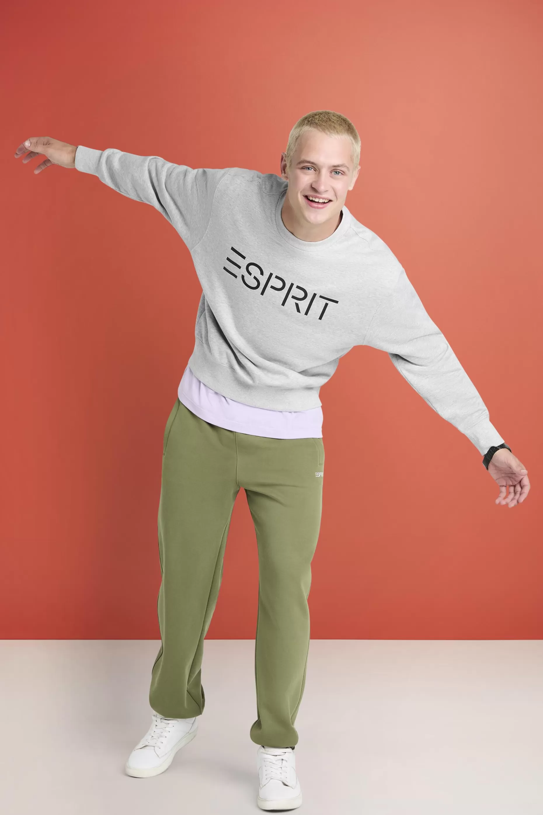 ESPRIT Unisex Cotton Fleece Logo Sweatshirt at our Online Shop *Men Sweatshirts + Hoodies