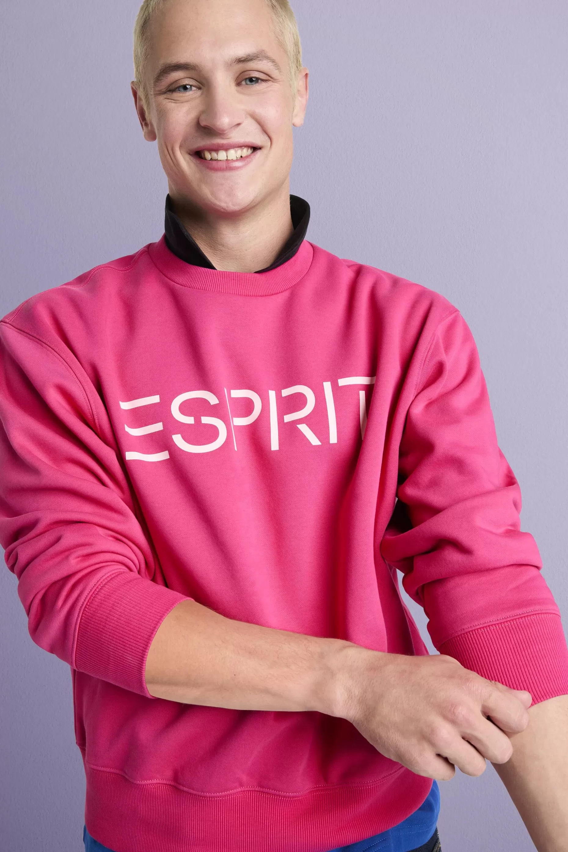 ESPRIT Unisex Cotton Fleece Logo Sweatshirt at our Online Shop *Women Sweatshirts + Hoodies