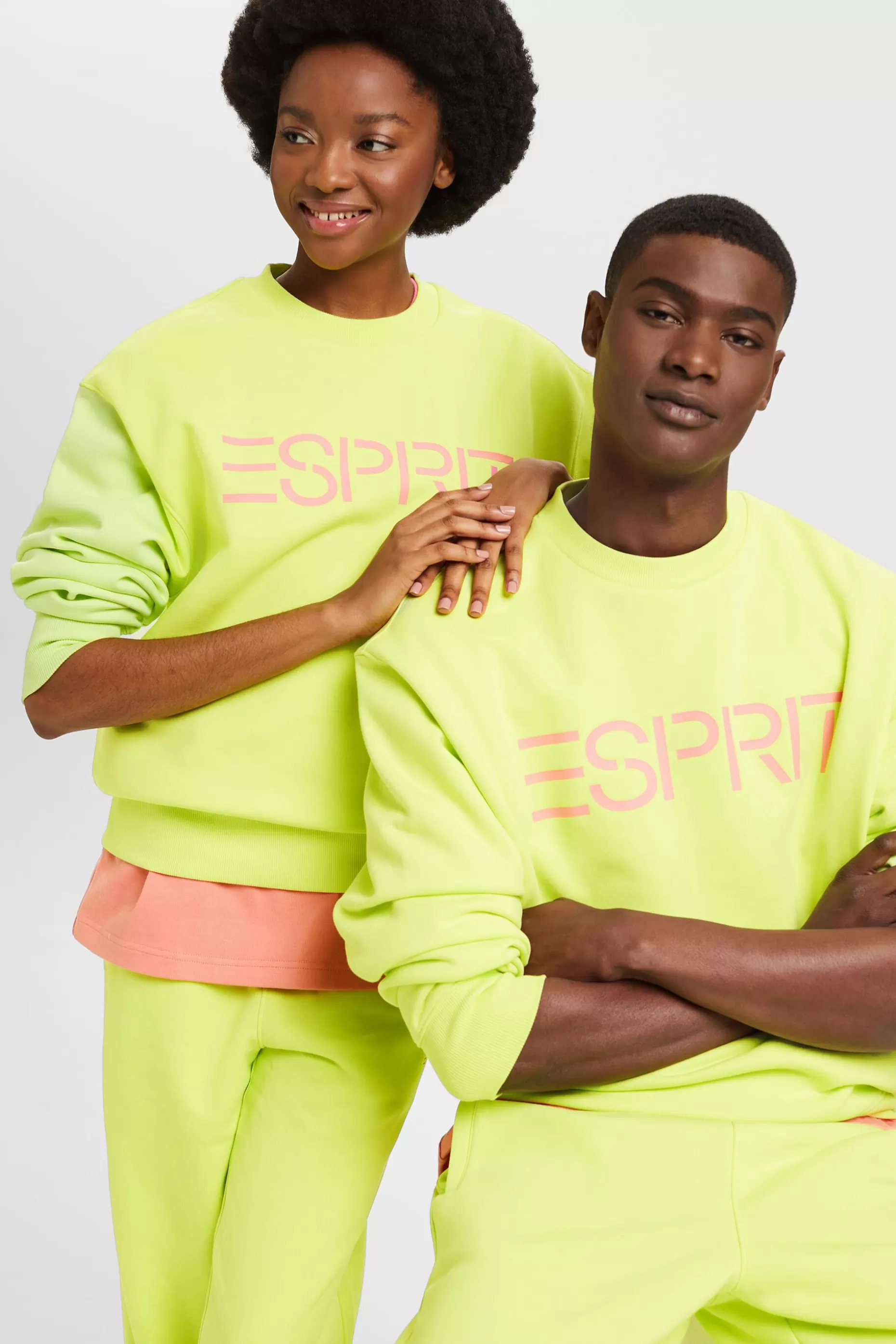ESPRIT Unisex Cotton Fleece Logo Sweatshirt at our Online Shop *Women Sweatshirts + Hoodies