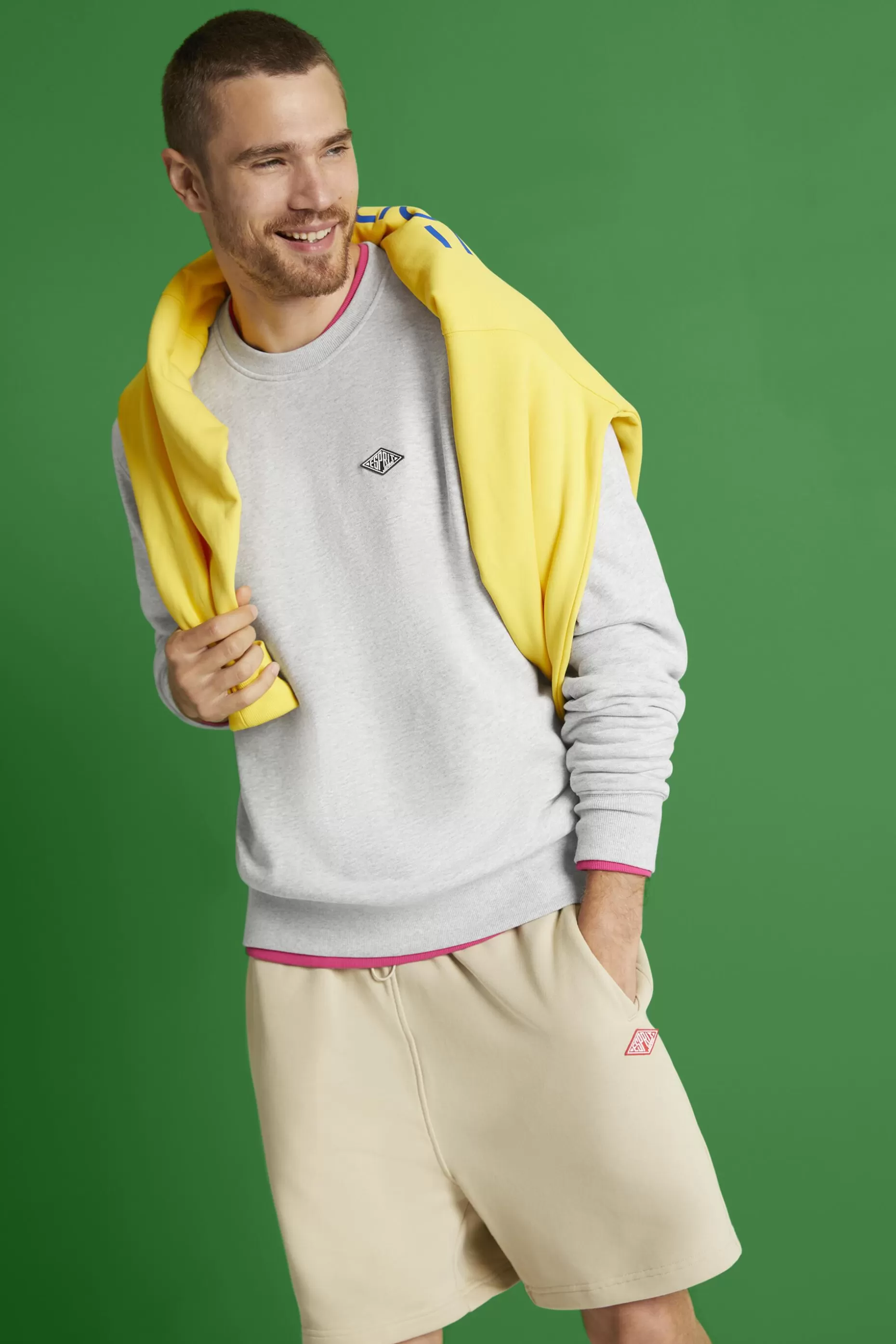 ESPRIT Unisex Logo Crewneck Sweatshirt at our Online Shop *Men Sweatshirts + Hoodies