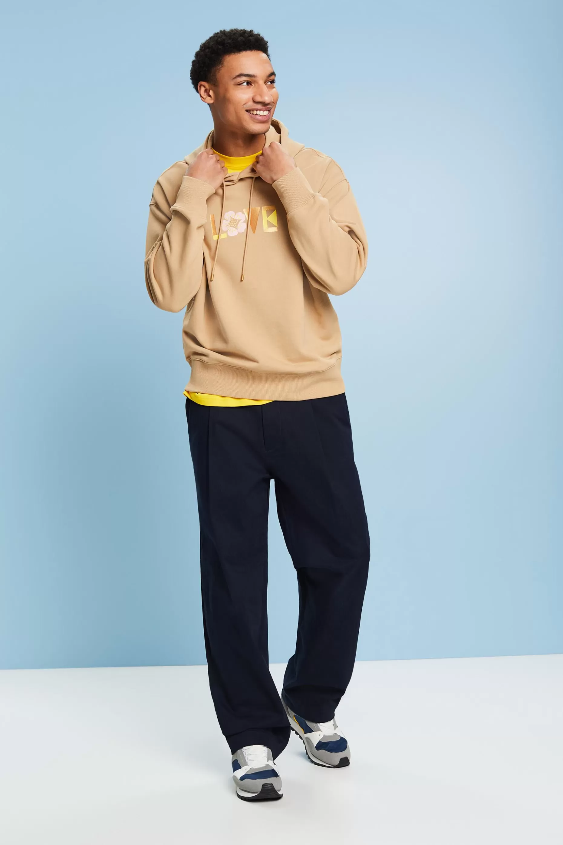 ESPRIT Unisex Oversize Print Hoodie at our Online Shop *Men Sweatshirts + Hoodies