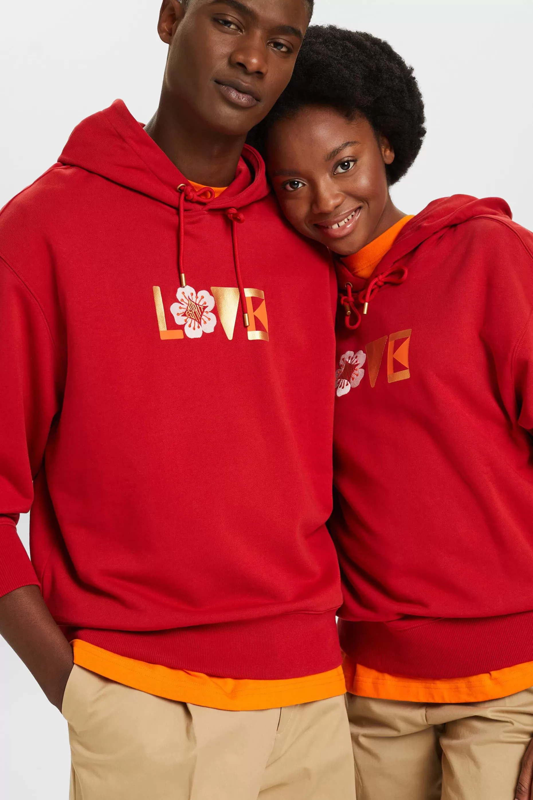 ESPRIT Unisex Oversize Print Hoodie at our Online Shop *Women Sweatshirts + Hoodies