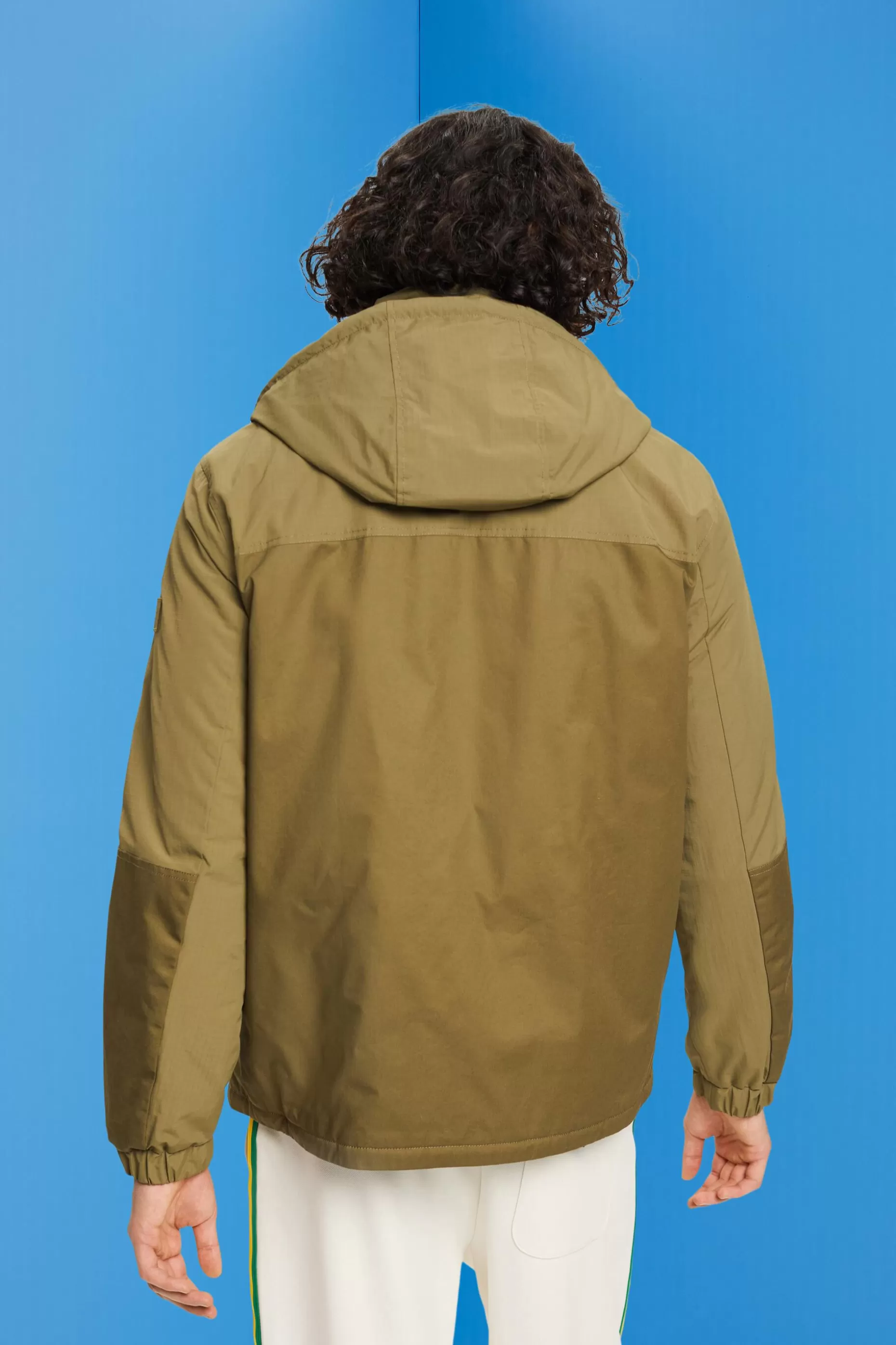 ESPRIT Utility jacket with detachable hood at our Online Shop *Men Jackets + Coats