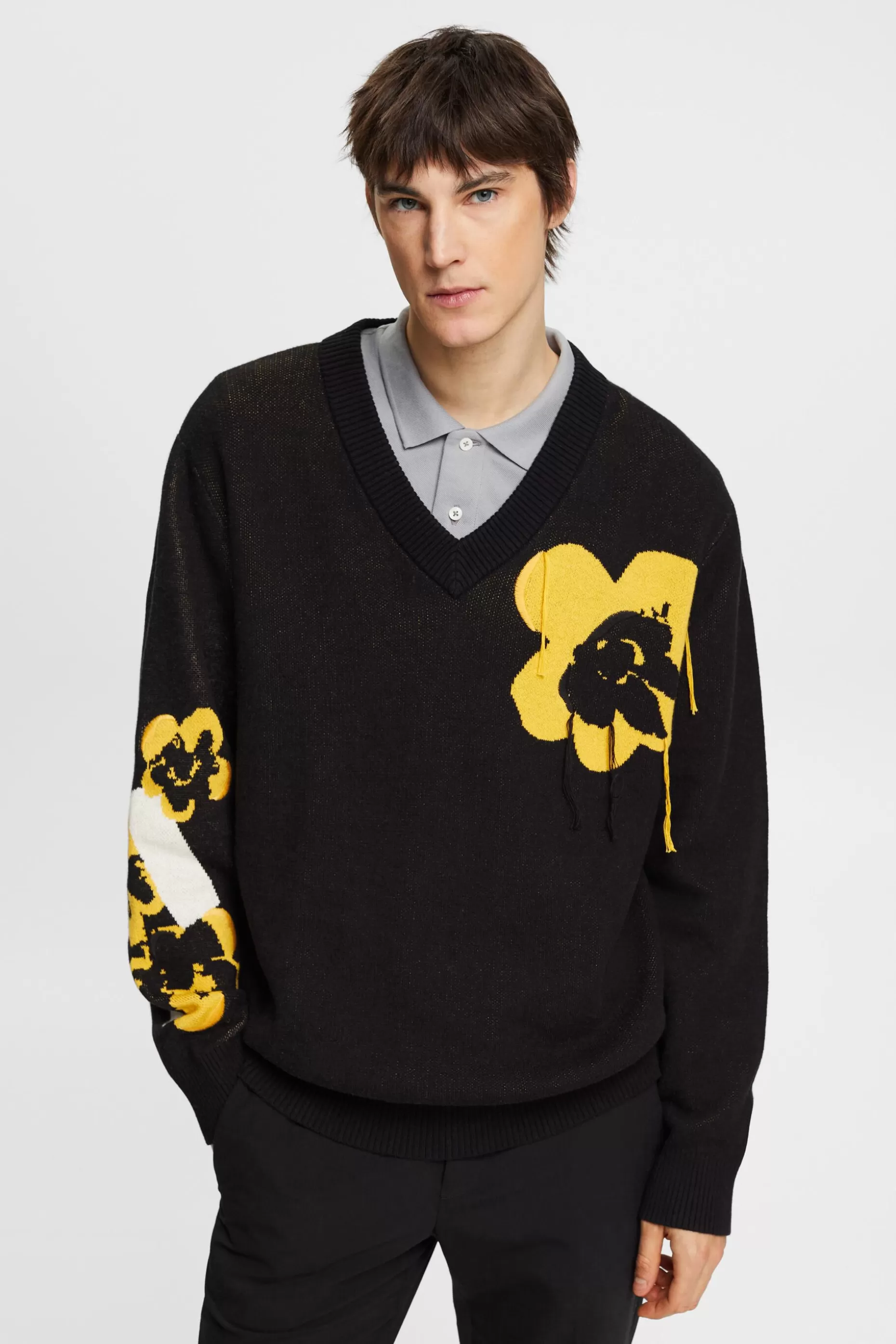 ESPRIT V-neck jumper with floral jacquard pattern at our Online Shop *Men Sweaters