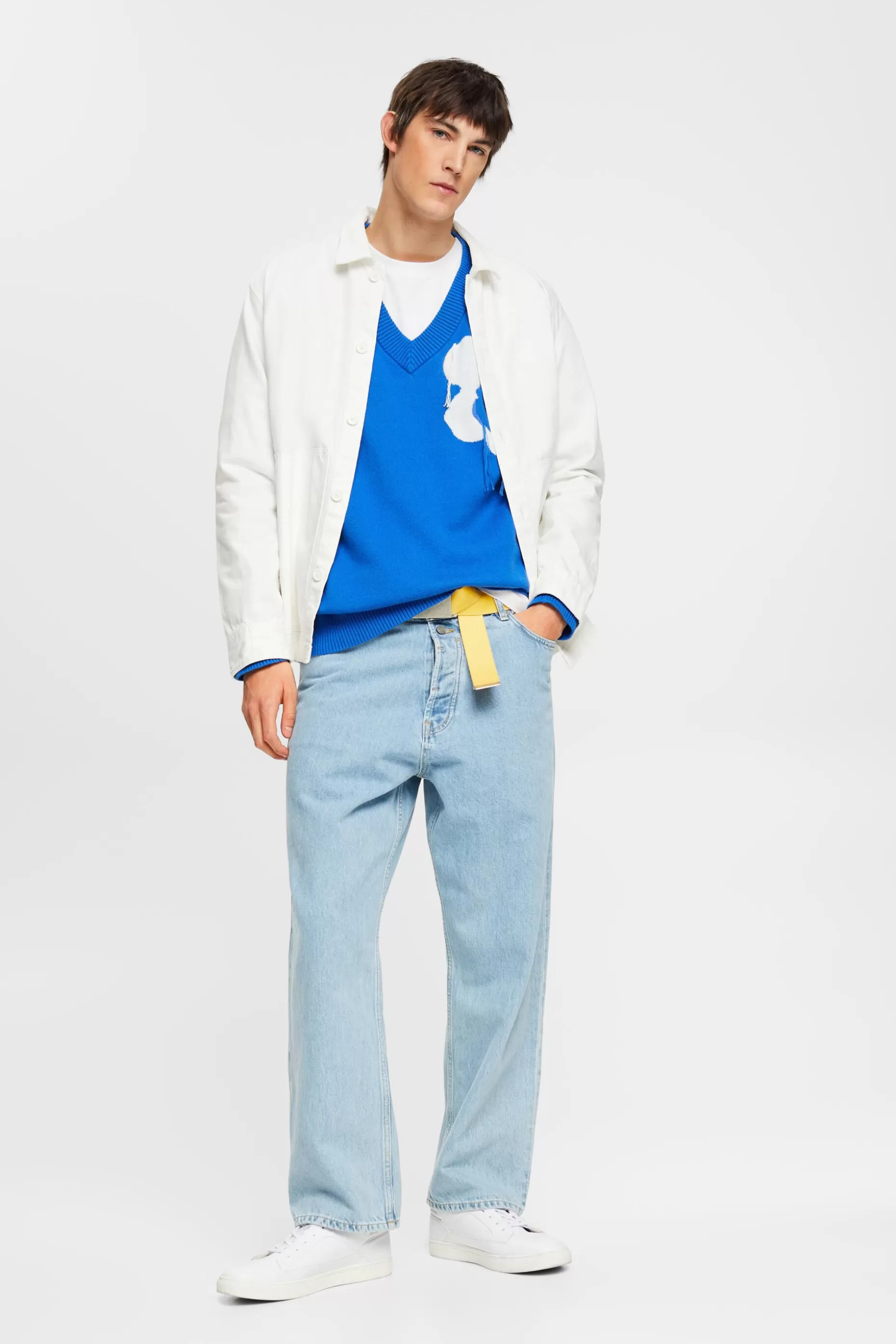 ESPRIT V-neck jumper with floral jacquard pattern at our Online Shop *Men Sweaters