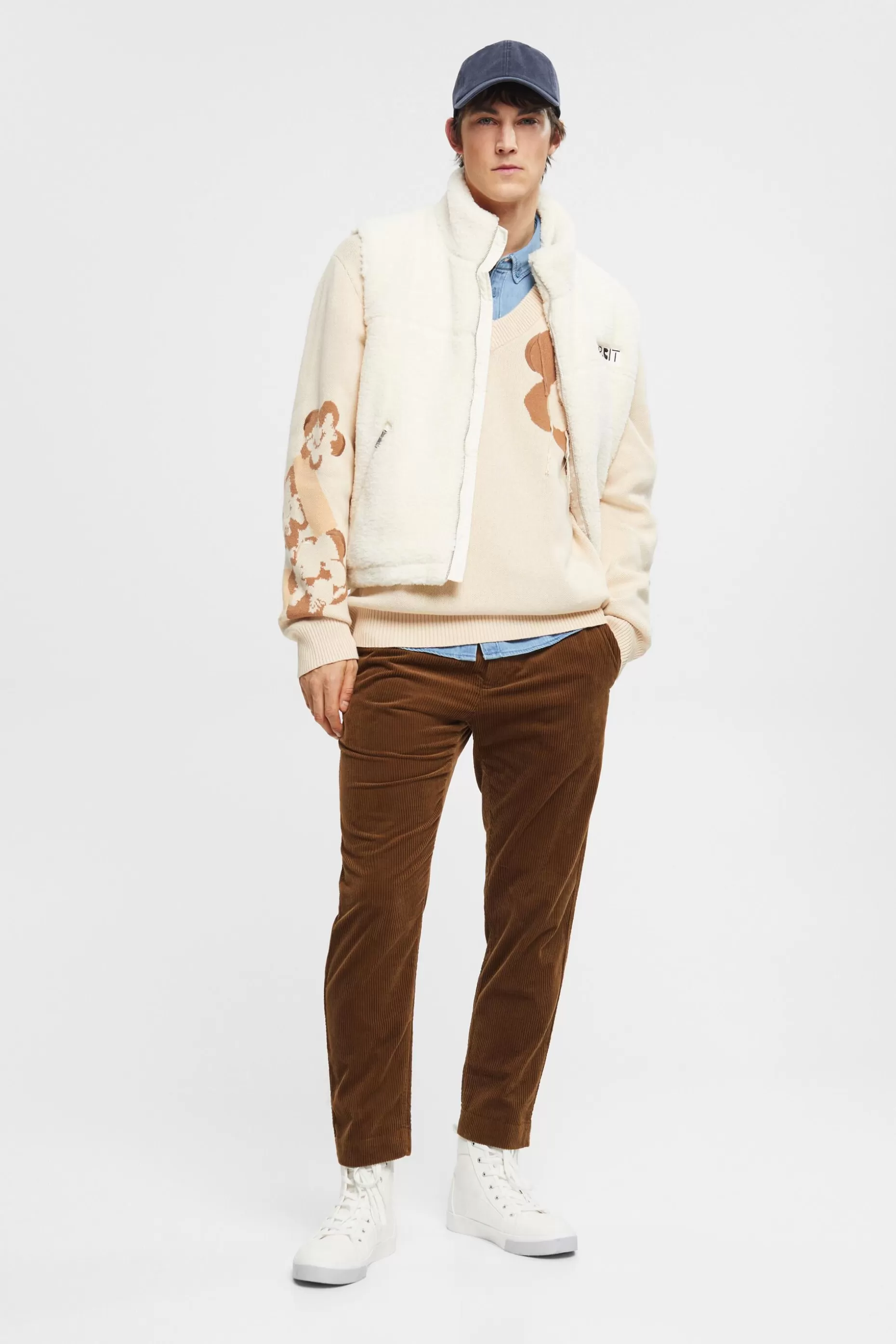ESPRIT V-neck jumper with floral jacquard pattern at our Online Shop *Men Sweaters