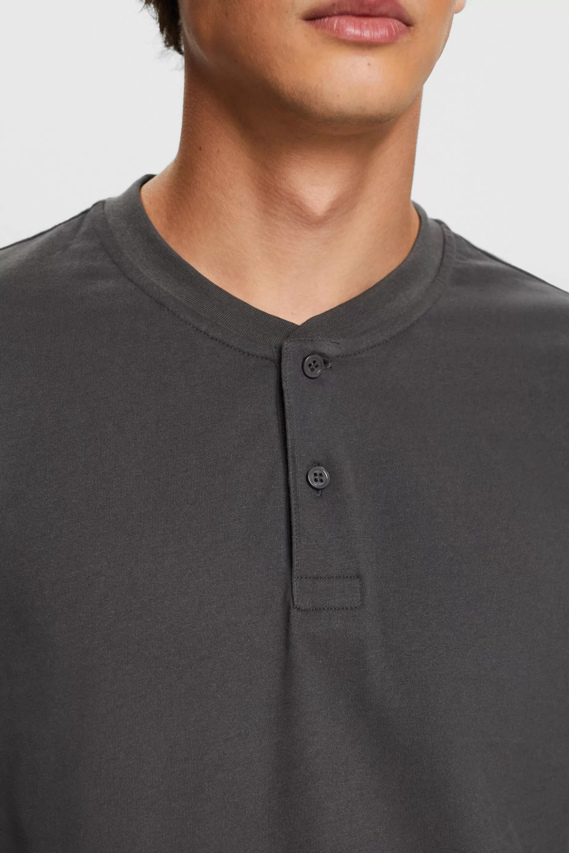 ESPRIT Washed Cotton Jersey Henley at our Online Shop *Men T-Shirts + Polos